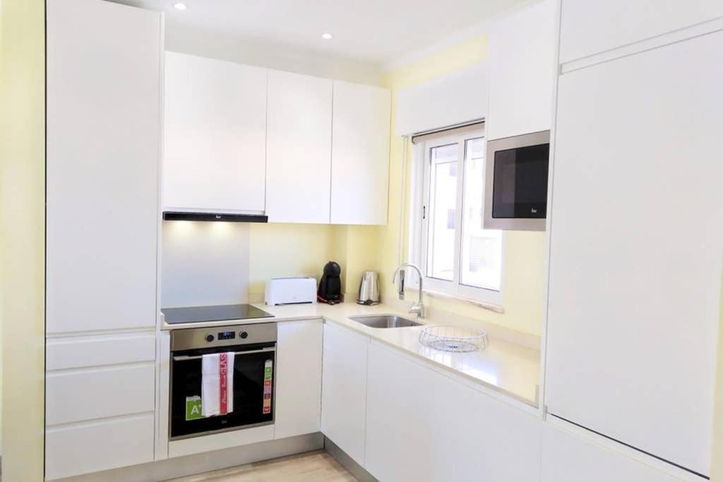 Praia Eulalia With Pool And 5 Minutes From The Beach Albufeira Exterior foto