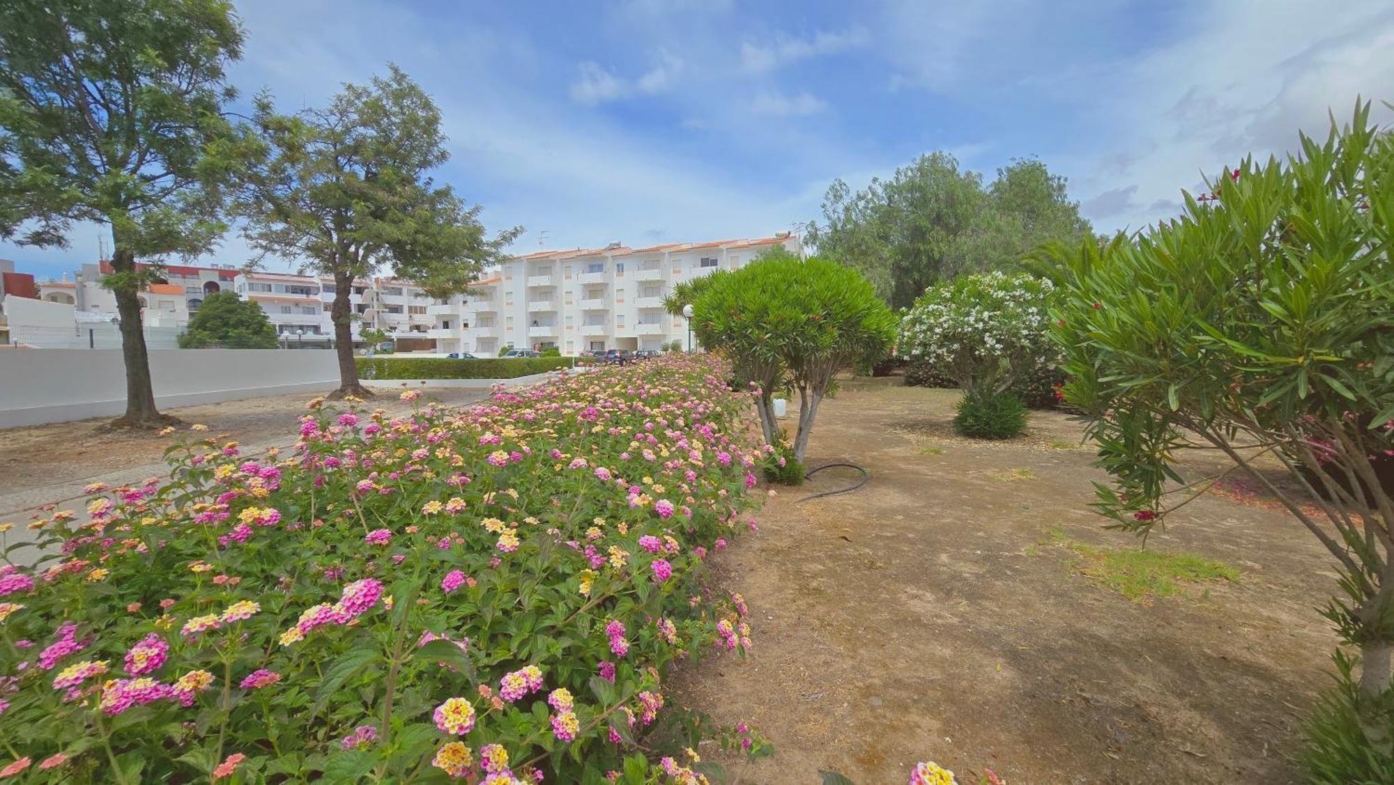 Praia Eulalia With Pool And 5 Minutes From The Beach Albufeira Exterior foto