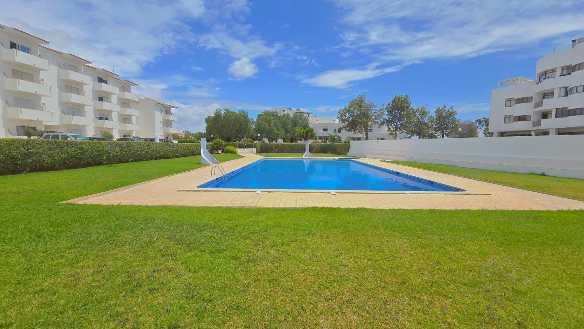 Praia Eulalia With Pool And 5 Minutes From The Beach Albufeira Exterior foto